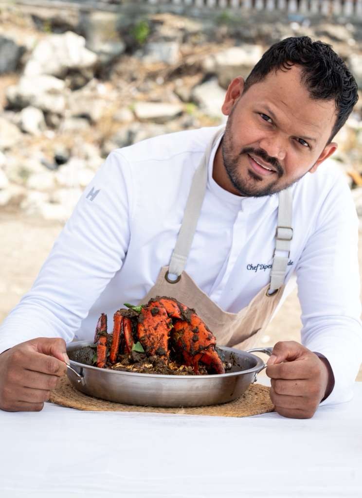 Crab sukka, slow cooked with roasted spices, coconut and curry leaves